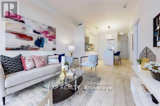 Photo - 576 Front St W Unit 1116