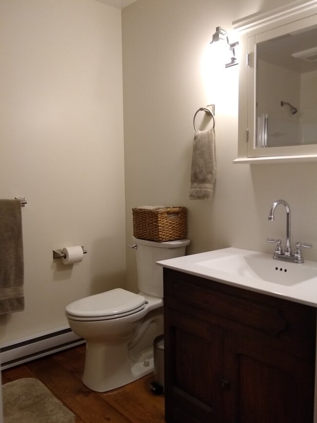 Photo - 278 Maine St Unidad 3 Columbia Ave