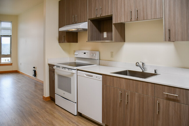 Sunset Oaks - Sunset Oaks Apartments