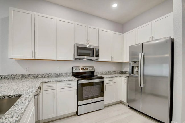 Photo - 703 Dawn Pl Apartamento Unidad C