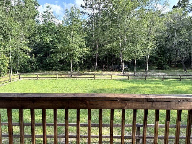 25 County Rd 3893 W