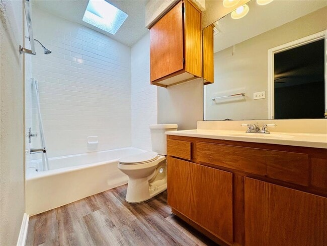 Photo - 9221 Kempler Dr