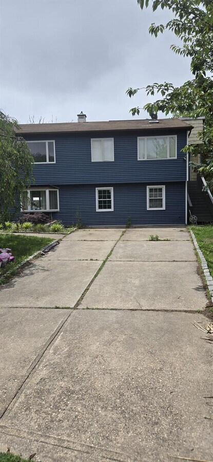 Photo - 4 Xenia Ct House