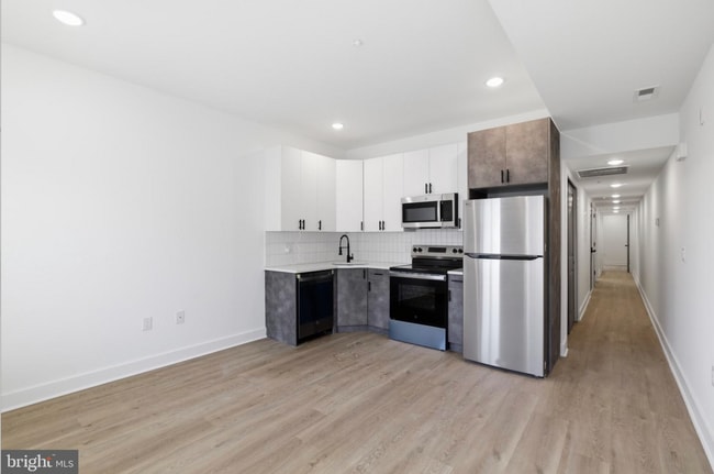 Photo - 630 W Cumberland St Unit 2