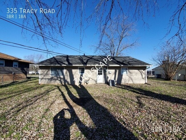 Photo - 335 Tracy Rd