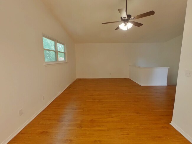 Photo - 4027 Danbury St