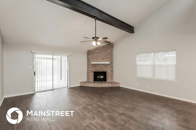 Photo - 11806 Perry Rd