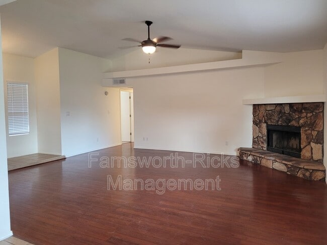 Photo - 5407 E Catalina Ave