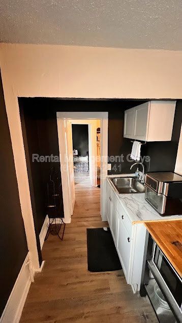 Building Photo - 3245 3rd Ave S Unit 2