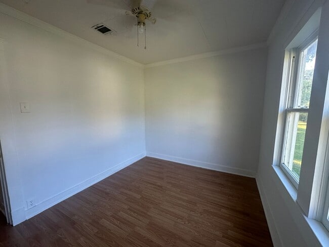 Photo - Adorable 3 bed, 1 bath home in Lafayette!