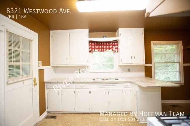 Photo - 8321 Westwood Ave