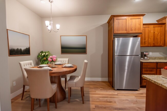 Photo - *The Village on 4th in Springville Unit *V4-3-Bed 2-Bath - Top Floor