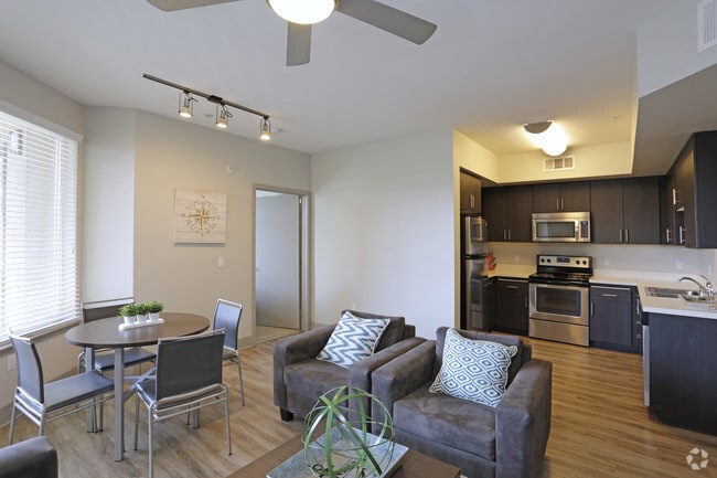 2 BR, 2 BA - 1074 SF