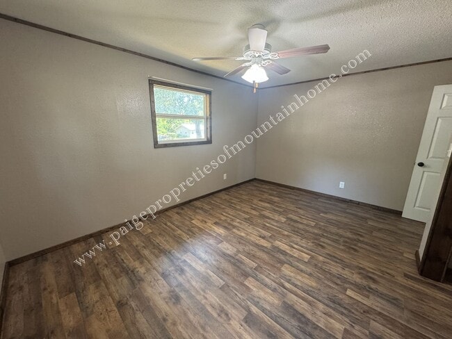 Photo - 1016 Kentwood Dr