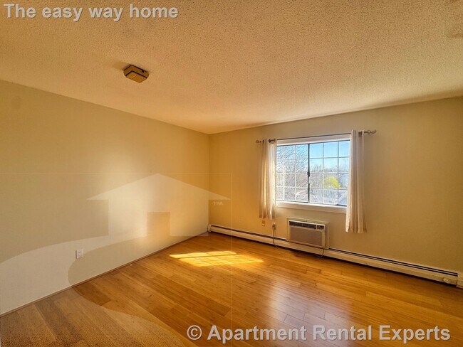 Photo - 474 Broadway Unit #37