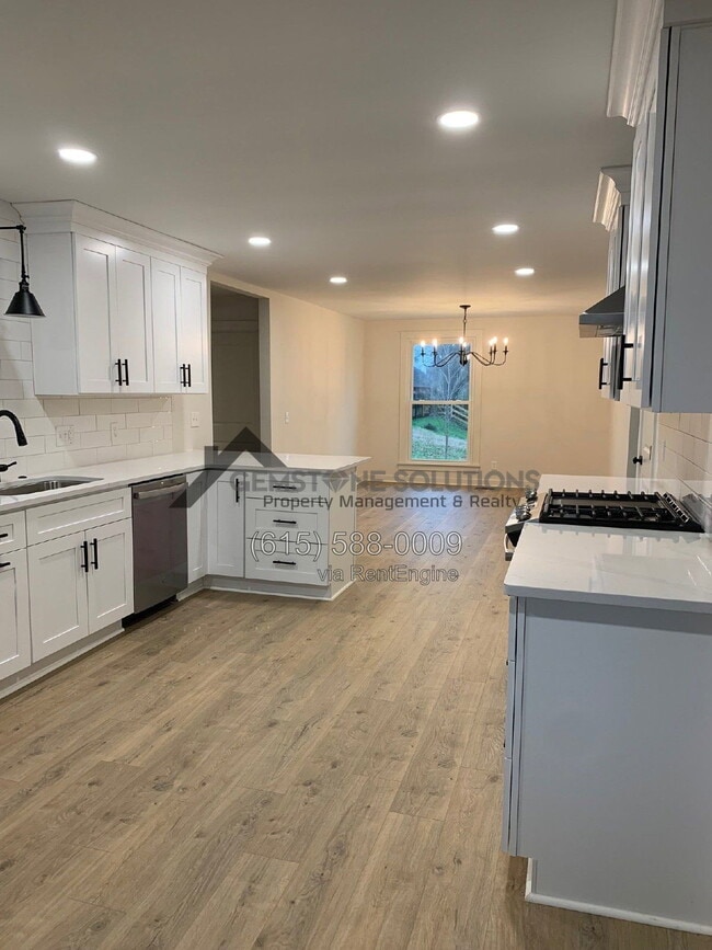 Photo - 217 Oxford Dr