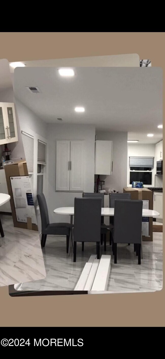 Photo - 4 Oakwood Ave