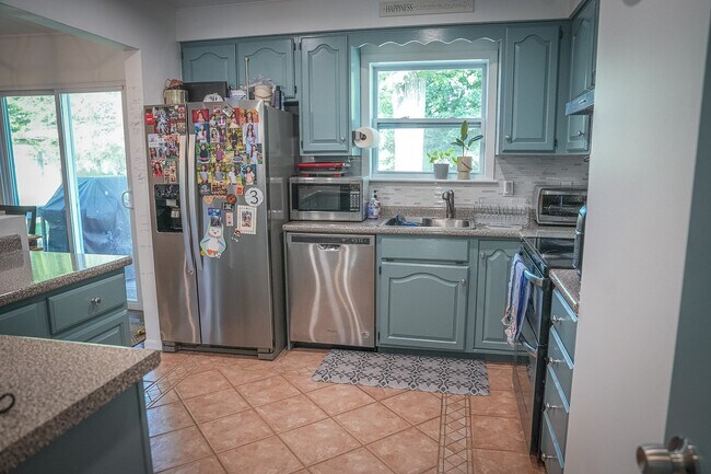 Photo - 14 Beau St