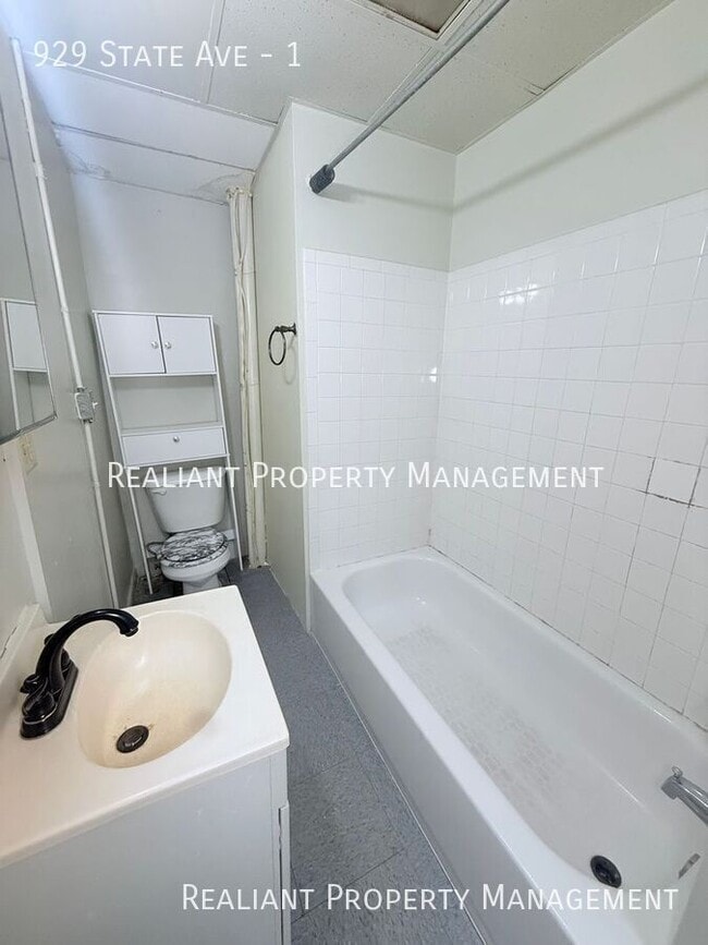 Photo - 929 State Ave Unit 1