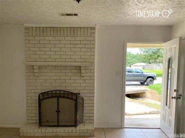 Photo - 109 N Park St