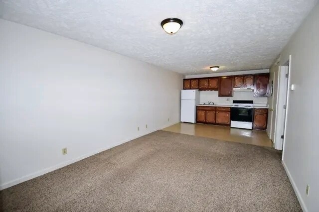 Photo - 178 Hadley Dr Unit B