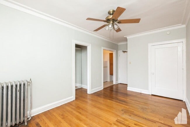 Photo - 0 bedroom in Chicago IL 60610 Unit 304