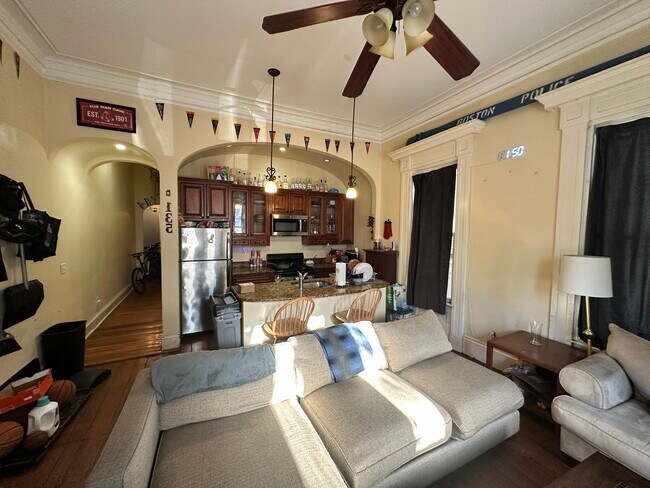 Photo - 135 Hillside St Unit 2