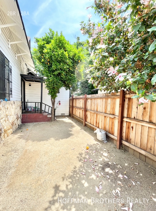 Photo - 1936 New England St