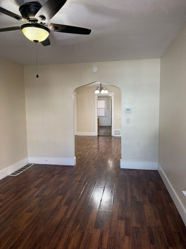 Photo - 1147 W 22nd St Unit 1st Floor