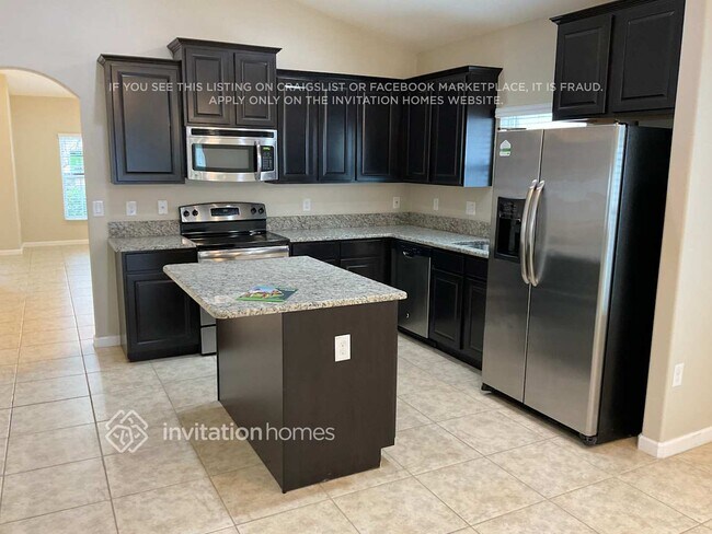 Photo - 3811 Joslin Way