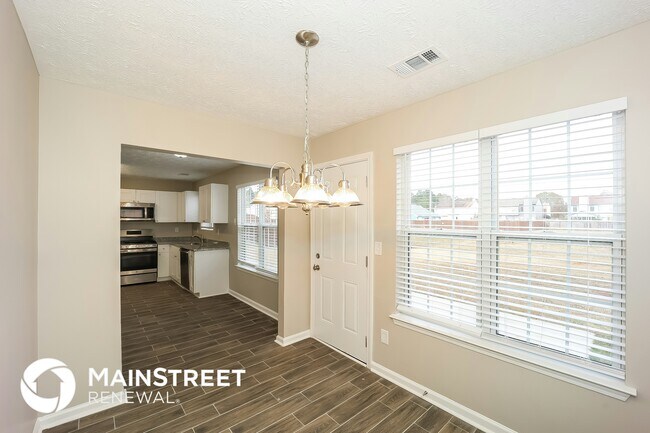 Photo - 1163 Millwood Dr