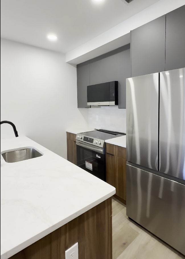 Building Photo - 2456 N 19th St Unit 2