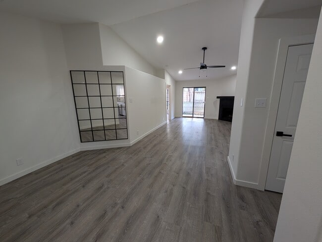 Photo - 1601 Faro Dr