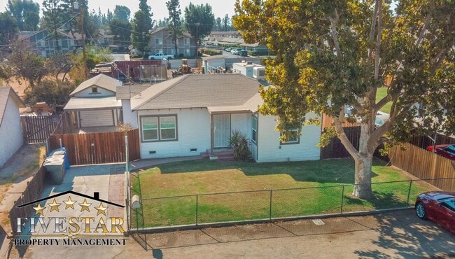 Building Photo - 209 Blomquist Dr