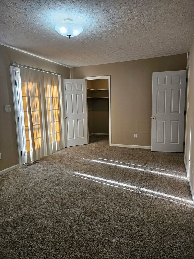 Photo - Scoop this 2 bedroom duplex up before someone else does!