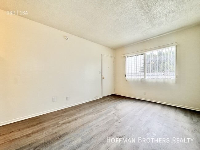 Photo - 1335 Barry Ave Condo Unit 8