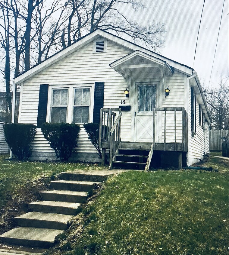 Miami student rental - 15 W Vine St (Oxford, OH)