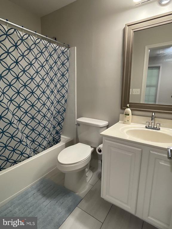 Photo - 8474 Pamela Way