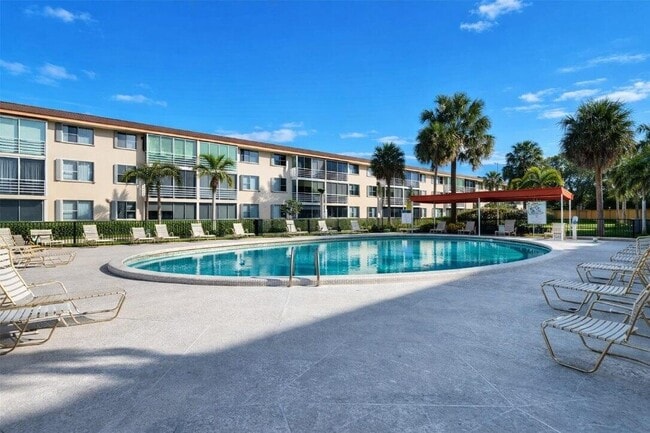 Building Photo - 4500 N Federal Hwy Unit 121c