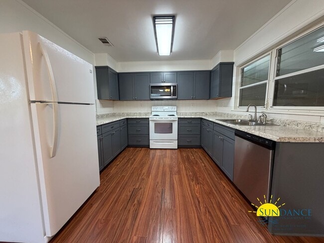 Photo - Vintage 3 Bedroom Home in the Heart of Fort Walton!