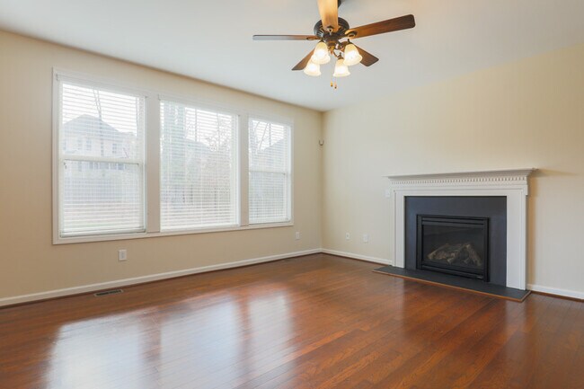 Photo - 1503 Hemlock Hill Dr