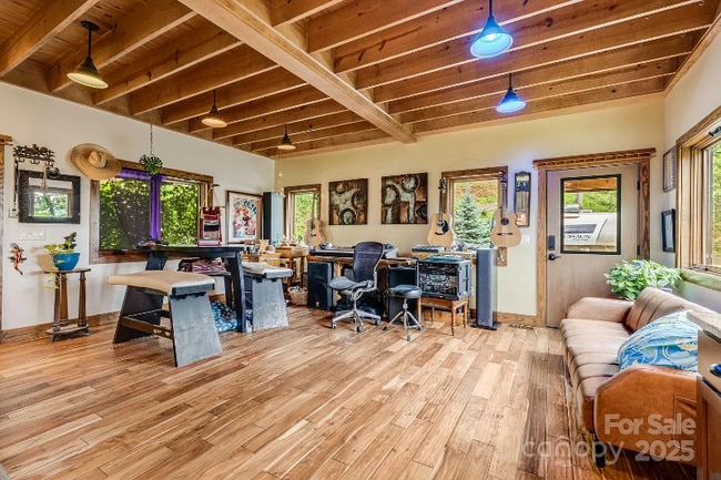 Photo - 41 Dillingham Ests Trl