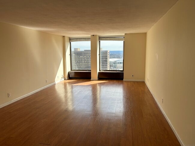Photo - 1 Gold St Unit APT 21G