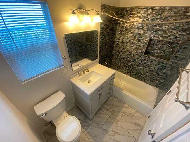 Photo - Charming Oakland Home in Desirable Neighborhood