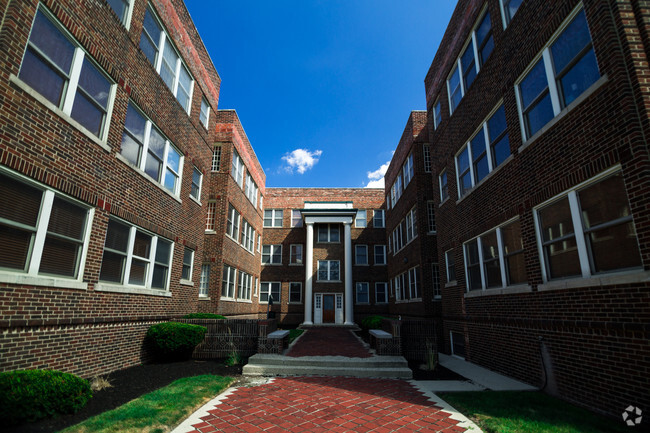 Building Photo - Madison Apartments