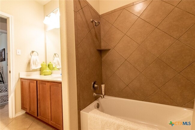 Photo - 4910 Ledgestone Trail