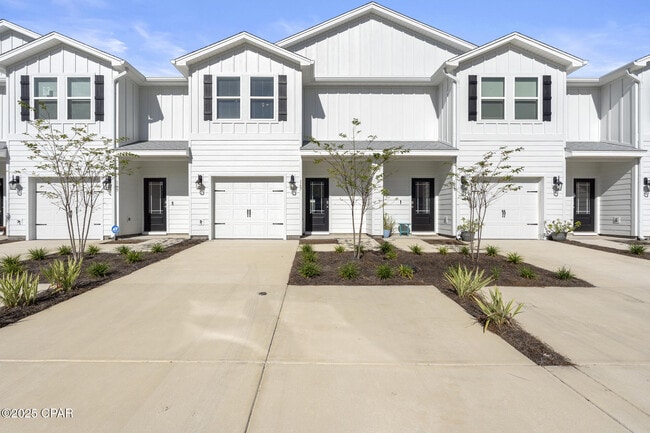 Photo - 167 Ellery Ln