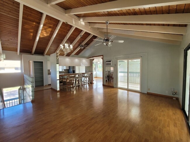 Building Photo - 86 Waipahe St Unit 1