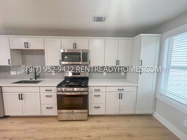 Photo - 3810 Weslow St