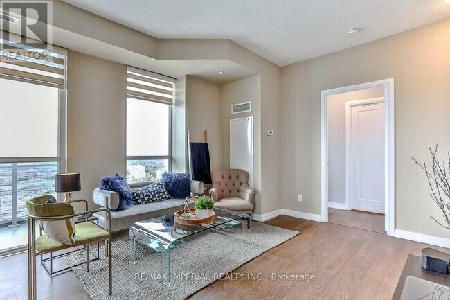 Photo - 255 Village Green Square Unit 3402